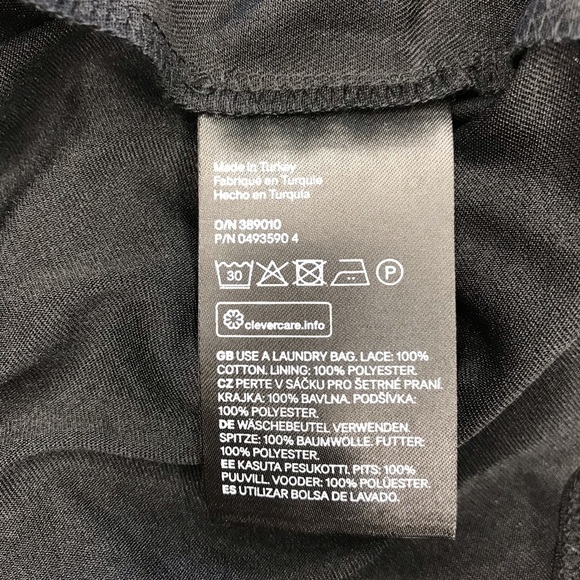 H&M Tiered Sleeveless Lace Dress in Black 6 - Picture 9 of 9